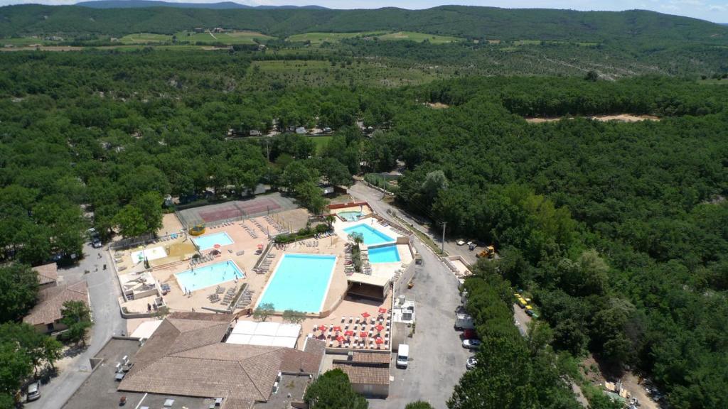 Camping Domaine De Chaussy Lagorce  Esterno foto