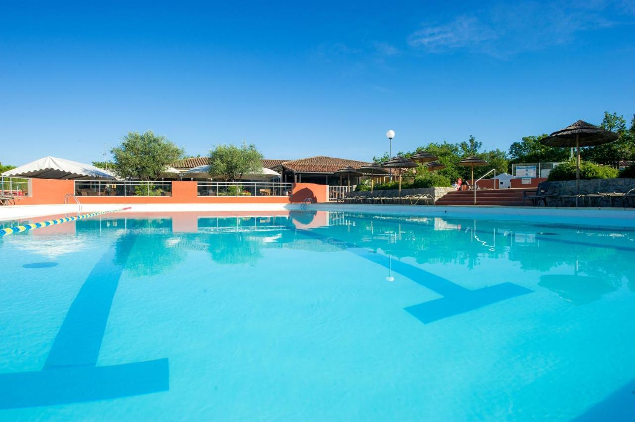 Camping Domaine De Chaussy Lagorce  Esterno foto
