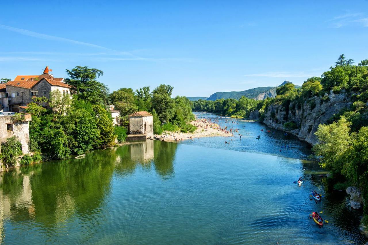 Camping Domaine De Chaussy Lagorce  Esterno foto